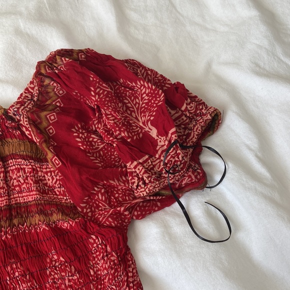 beautiful red dress🍷 - Picture 5 of 5